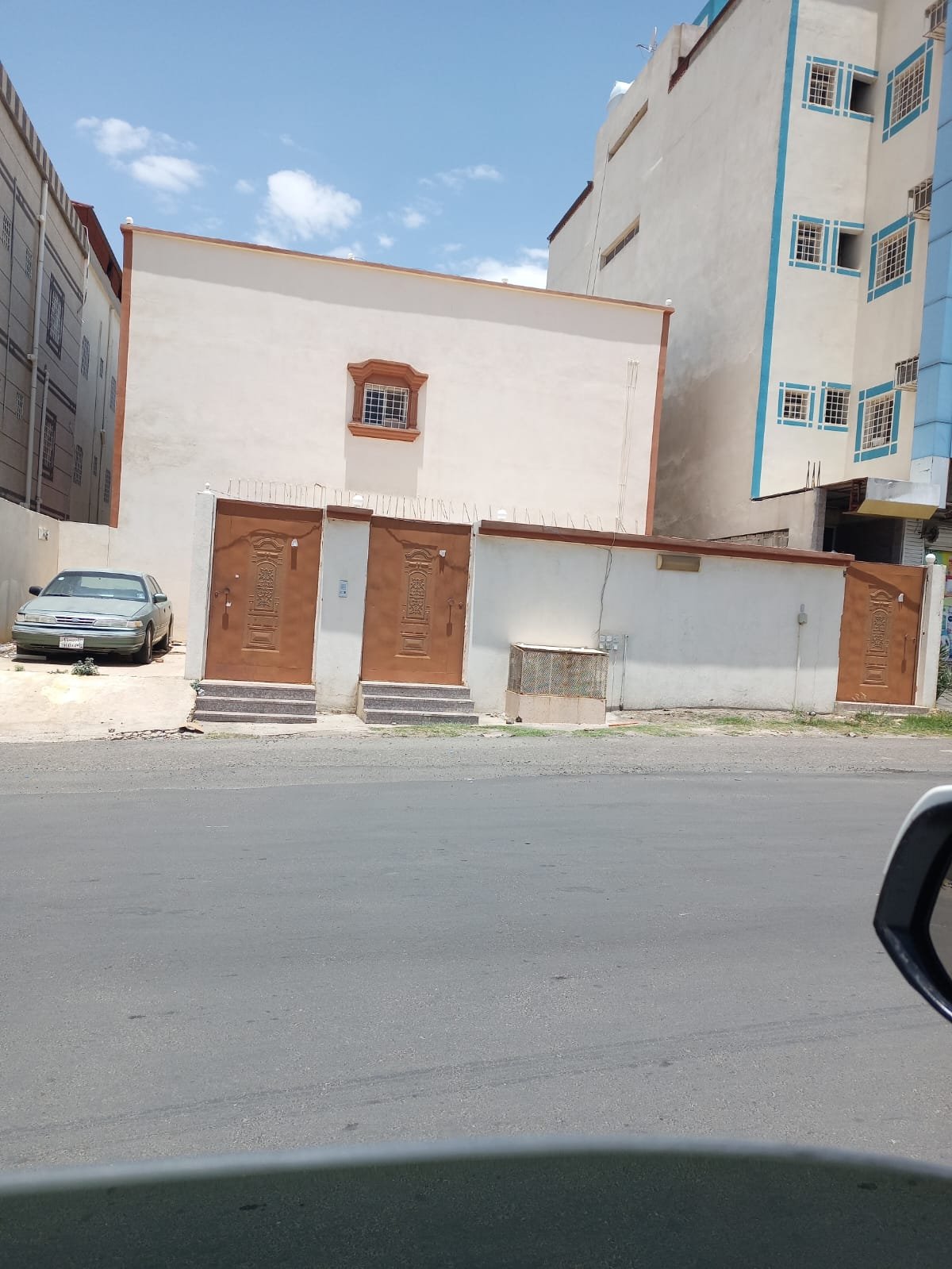 عمارة للبيع في شارع حنيظل, حي الروابي, مدينة أبها, منطقة عسير